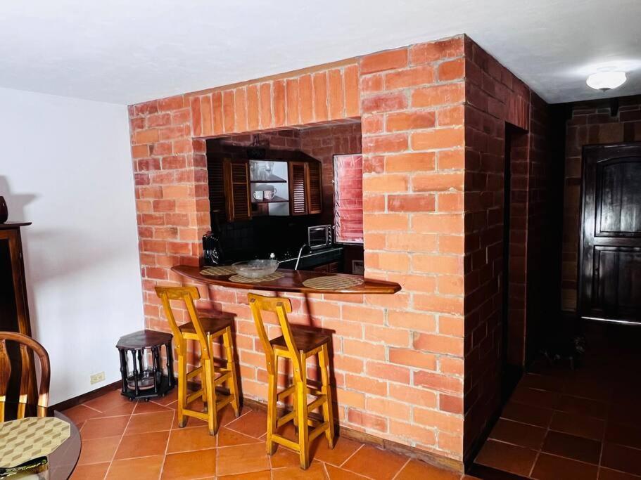 Hermosa casa , con parqueadero en Rionegro cerca al aeropuerto Villa Exterior foto