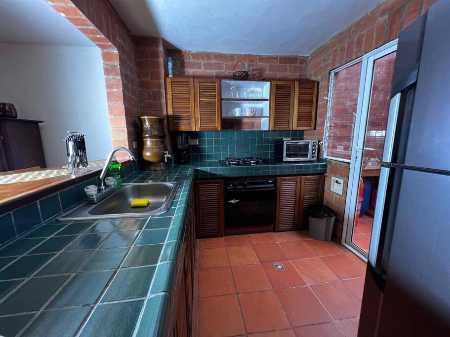 Hermosa casa , con parqueadero en Rionegro cerca al aeropuerto Villa Exterior foto